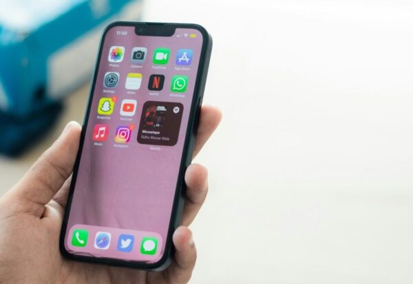 L’iPhone 13 vaut-il toujours le coup en 2025 ?